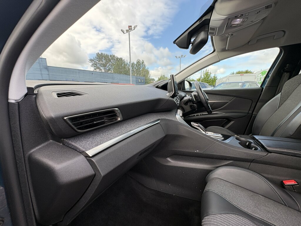 Peugeot 3008 Blue #42