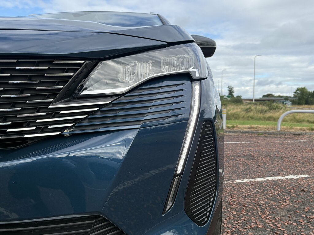 Peugeot 3008 Blue #16