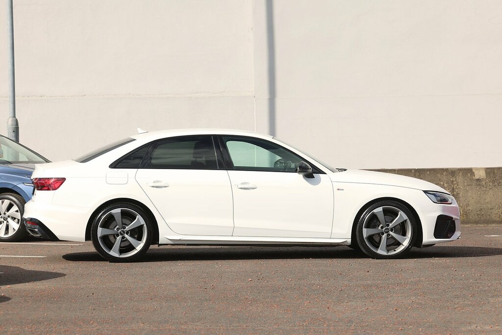 Audi A4 2020 Audi A4 Black Edition 35 Tdi White #2