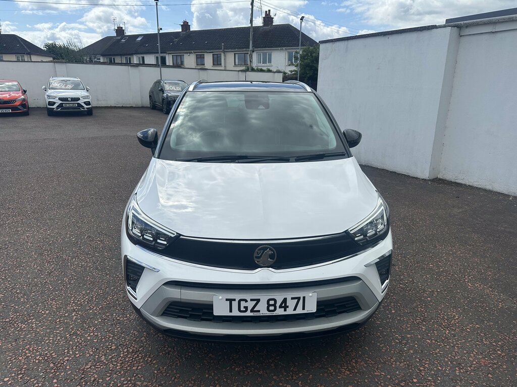 Vauxhall Crossland 2021 Vauxhall Crossland 1.2 Sri Nav White #2
