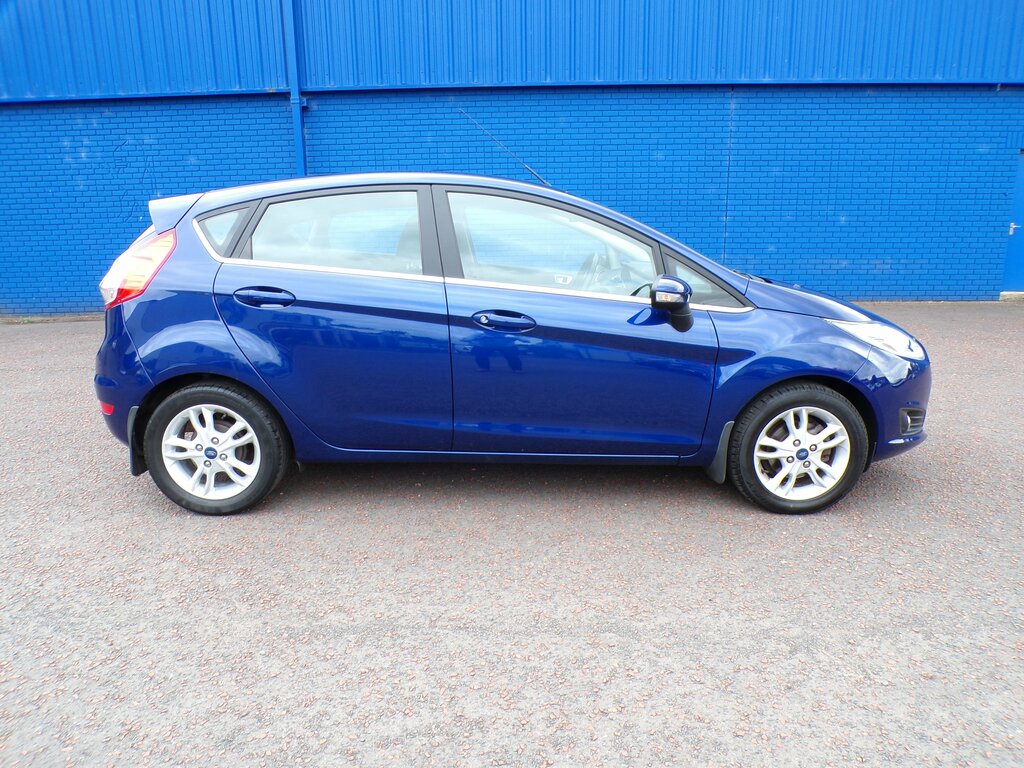 Ford Fiesta 2017 Ford Fiesta 1.2 Zetec Blue #2