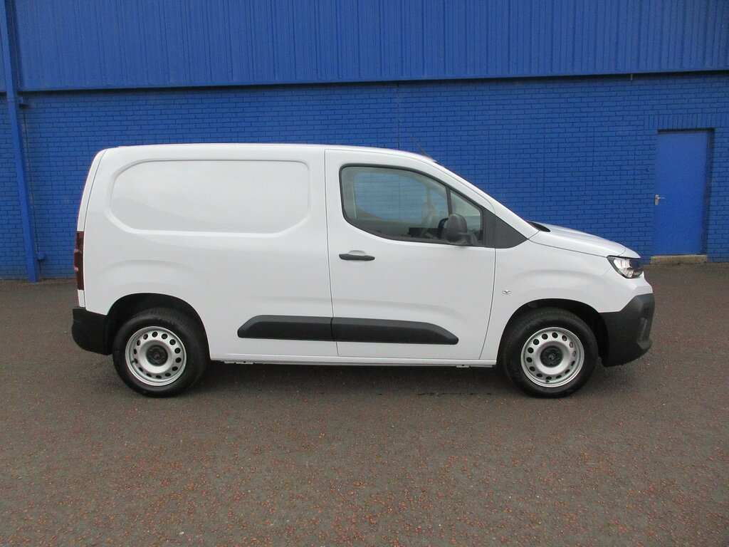 Citroen Berlingo Ex.vat 2026 Citroen Berlingo 1.5 Bluehdi Enterpris White #2