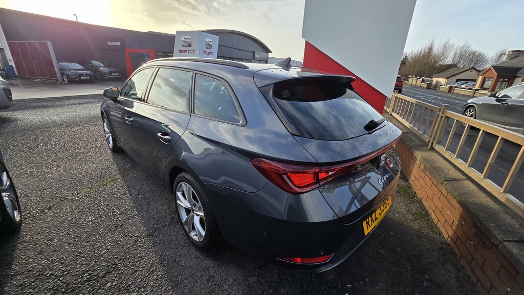 Seat Leon 2022 Seat Leon 1.5 Tsi Evo Fr Grey #4