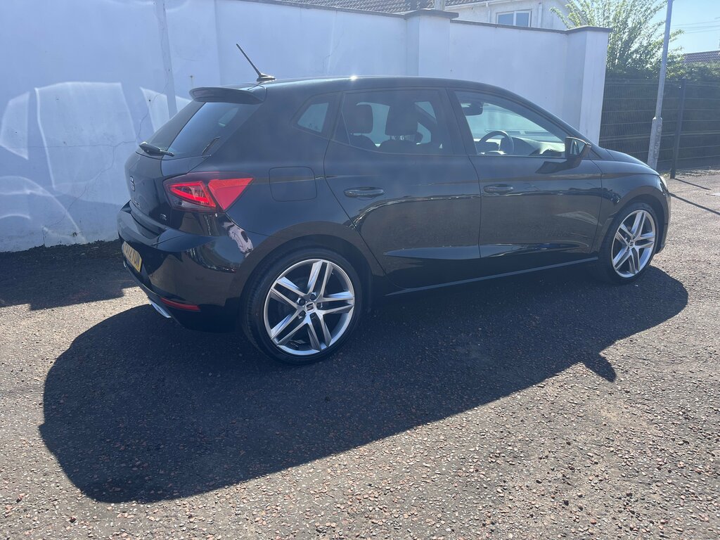 Seat Ibiza 2023 Seat Ibiza 1.0 Tsi Fr Edition Black #3