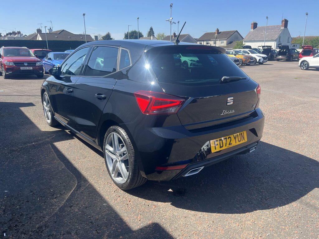 Seat Ibiza 2023 Seat Ibiza 1.0 Tsi Fr Edition Black #4