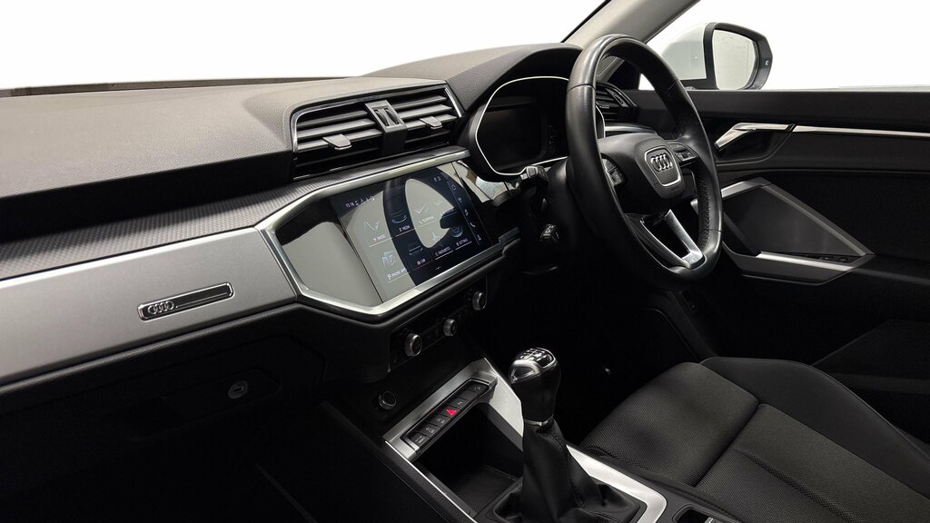 Audi Q3 Sport 35 Tfsi 150 Ps S Tronic Blue #2