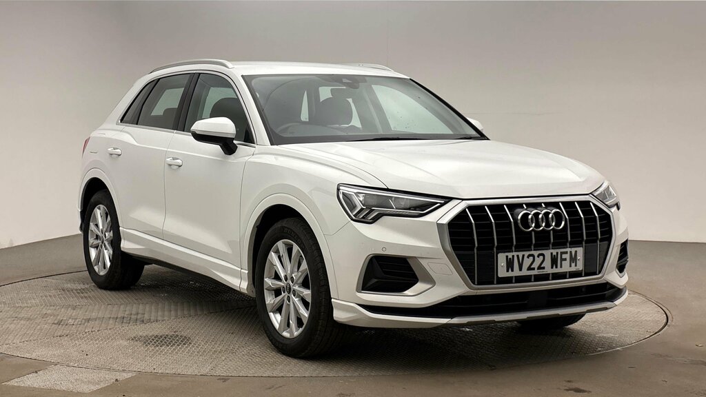 Audi Q3 Sport 35 Tfsi 150 Ps S Tronic Blue #1