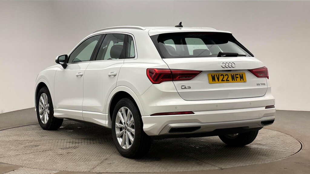 Audi Q3 Sport 35 Tfsi 150 Ps S Tronic Blue #3