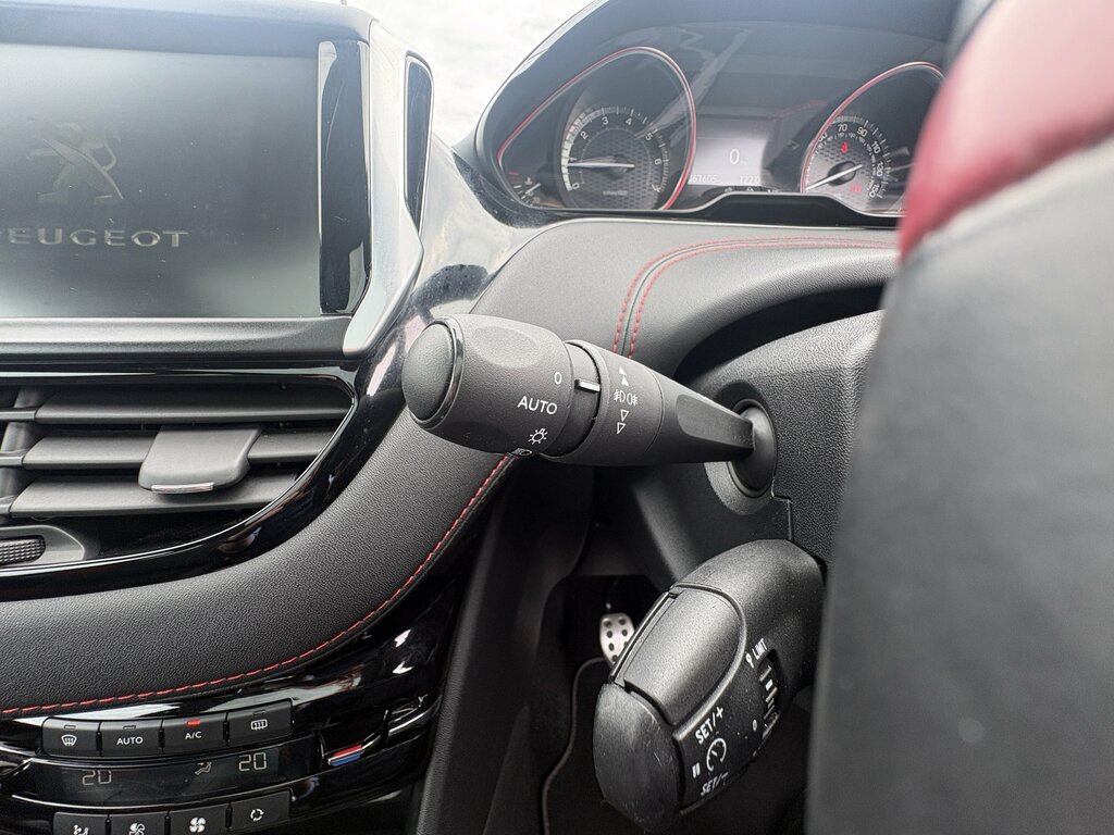 Peugeot 208 1.2 Puretech Gt Line Euro 6 Ss  #29