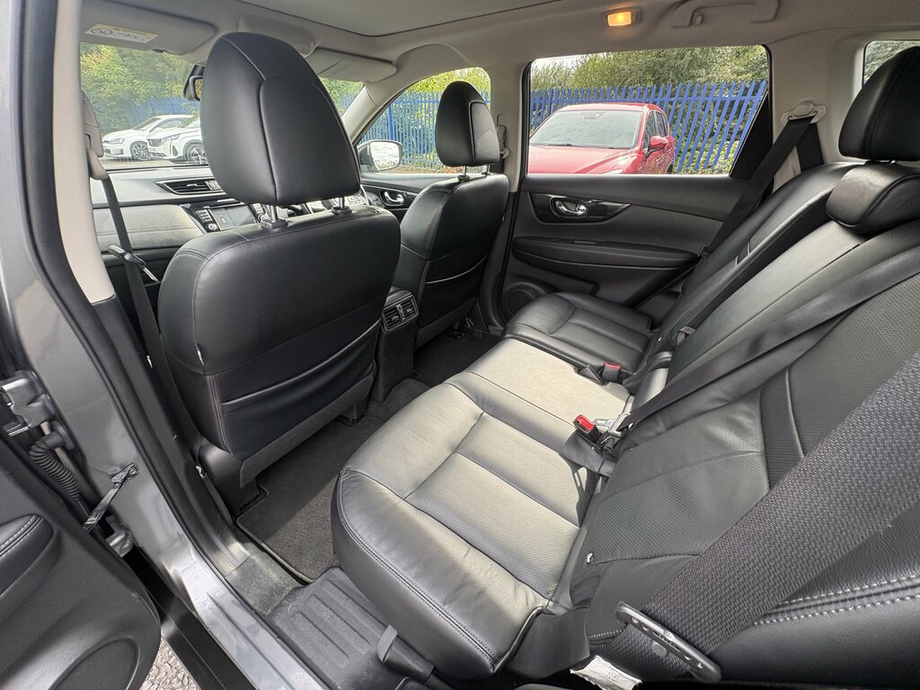 Nissan X-Trail 1.3 Dig-t N-connecta 7 Seat D... Orange #42