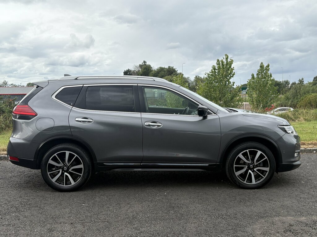 Nissan X-Trail 2020 Nissan X-trail 1.7 Dci Tekna Grey #4