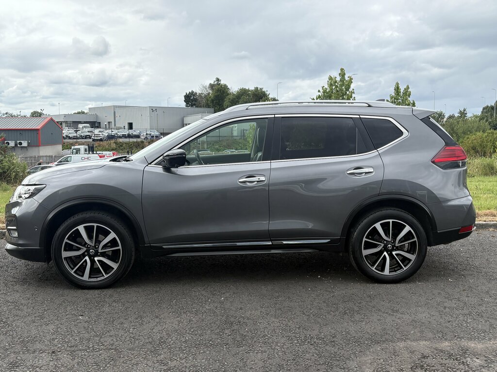 Nissan X-Trail 2020 Nissan X-trail 1.7 Dci Tekna Grey #3