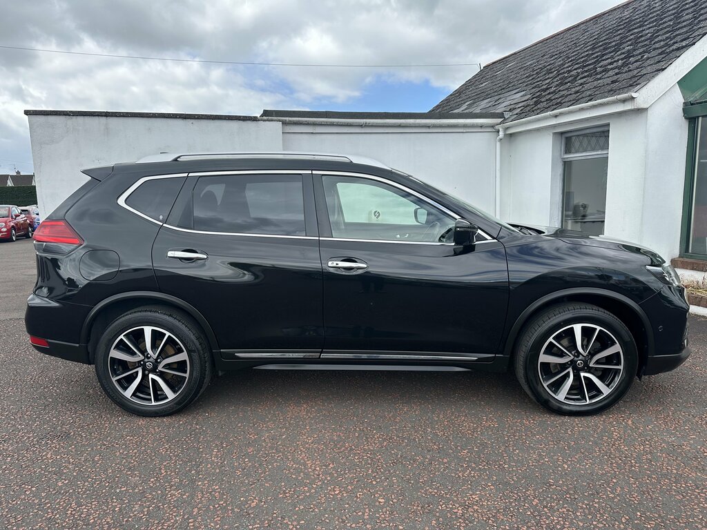 Nissan X-Trail 2021 Nissan X-trail 1.7 Dci Tekna 7 Seats Black #3