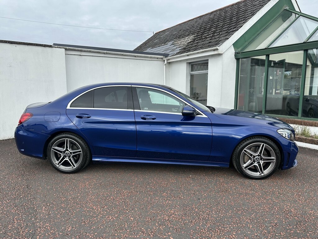 Mercedes-Benz C Class 2019 Mercedes C-class 2.0 C 300 D Amg Line Premium Blue #3