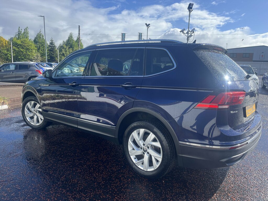 Volkswagen Tiguan Allspace 2023 Volkswagen Tiguan Allspace 1.5 Life Tsi Dsg 7 Blue #2