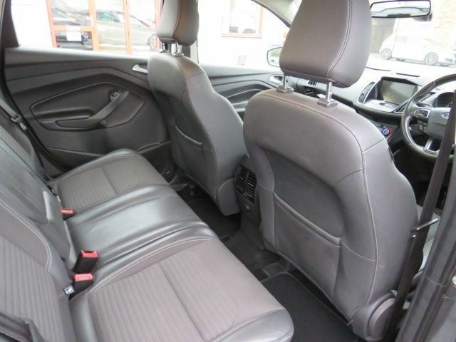 Ford Kuga 1.5 Ecoboost 150 Vignale  #10
