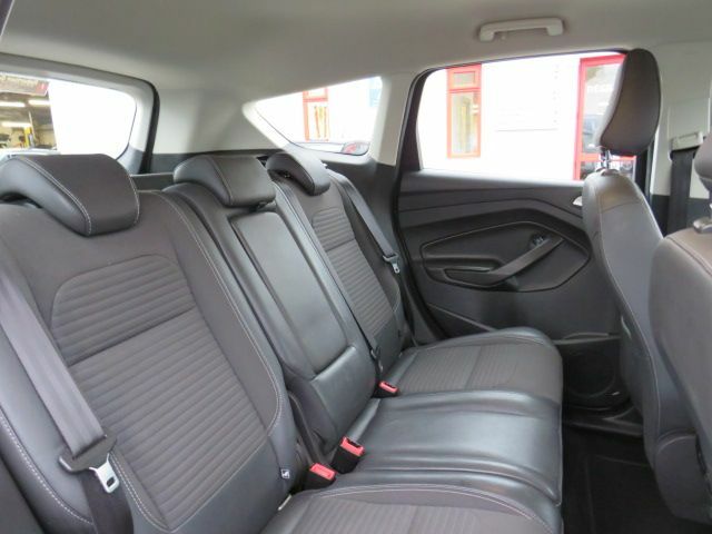Ford Kuga 1.5 Ecoboost 150 Vignale  #11