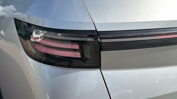Vauxhall Grandland 73Kwh Gs Suv 213 Ps DV25BKD #5