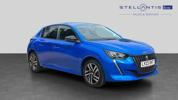 Peugeot 208 1.2 Puretech Allure Premium Hatchback