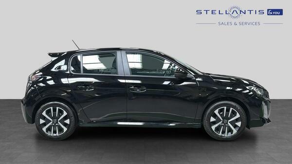 Peugeot 208 1.2 Active Hatchback Hybrid E-dsc6 Euro #2