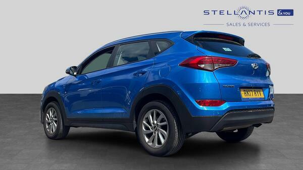Hyundai Tucson 1.6 Gdi Blue Drive Se Nav Suv Eu RK17RYV #6