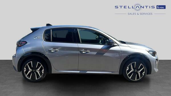 Peugeot e-208 51Kwh Gt Hatchback 11Kw Charger GD74UUY #2