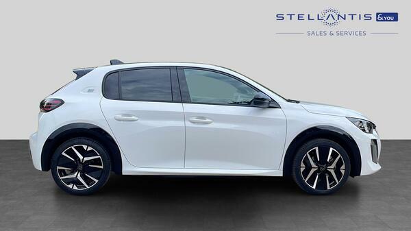 Peugeot e-208 51Kwh Gt Hatchback 11Kw Charger GD74UUO #2