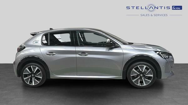 Peugeot e-208 50Kwh Gt Premium Hatchback 7Kw #2