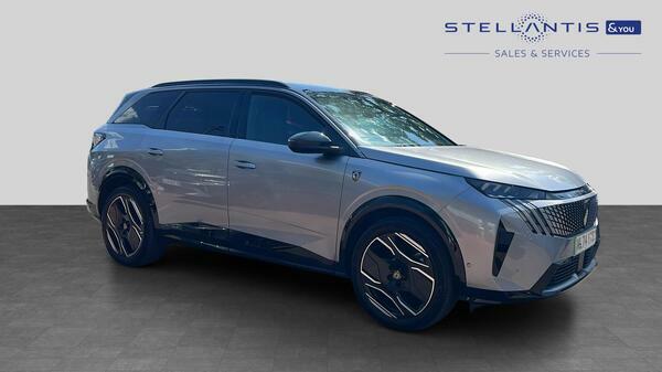 Peugeot 5008 73Kwh Gt Suv 210 Ps 