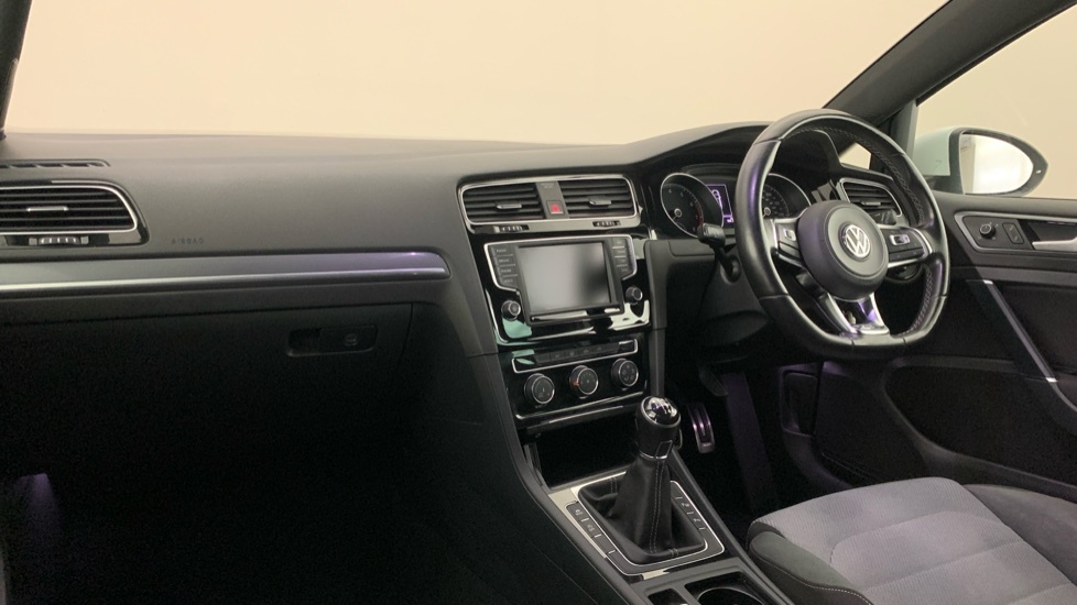 Volkswagen Golf 1.4 Tsi Bluemotion Tech Act R-line Edition Hatchba BT16RYP #2