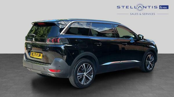 Peugeot 5008 1.5 Bluehdi Allure Premium Suv E #3