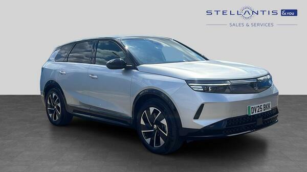 Vauxhall Grandland 73Kwh Gs Suv 213 Ps