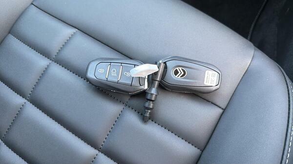 Citroen C4 1.2 Hybrid 136 Max 2026 White #36