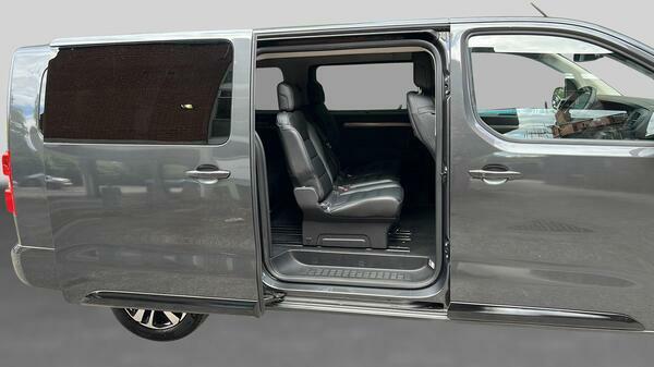 Peugeot e-Traveller 75Kwh Allure Long Mpv Lwb 5... Grey #40