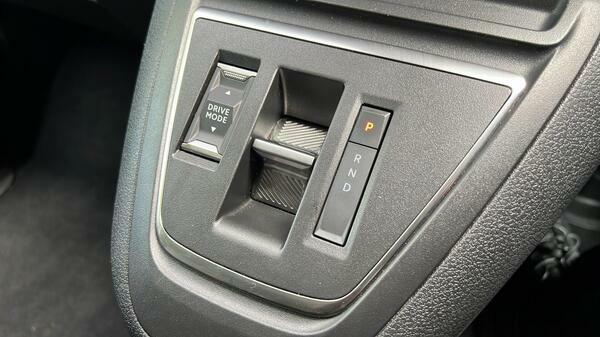 Peugeot e-Traveller 75Kwh Allure Long Mpv Lwb 5... Grey #24