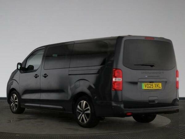 Peugeot e-Traveller 75Kwh Allure Long Mpv Lwb 8 Sea  #2