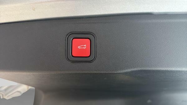 Jeep Avenger 1.2 Altitude Suv Euro 6 Ss 1 Red #43