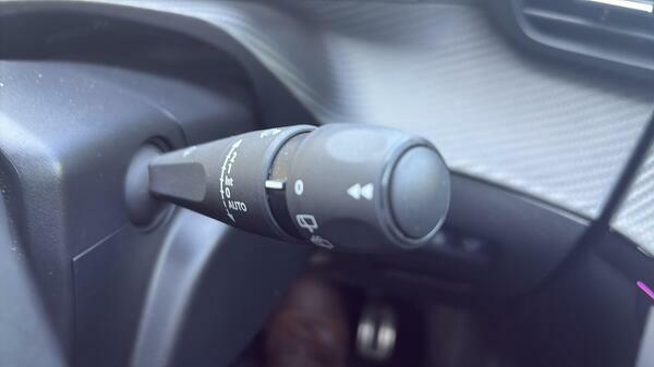 Peugeot e-208 100Kw Gt 50Kwh Yellow #23