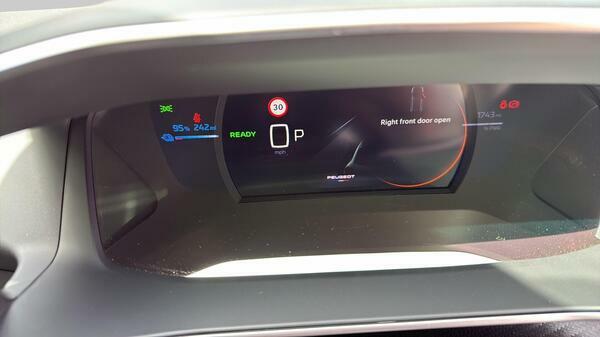 Peugeot e-208 51Kwh Gt 7.4Kw Charger #24