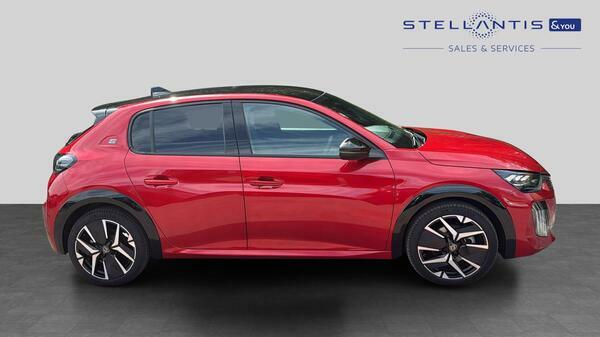 Peugeot e-208 51Kwh Gt 7.4Kw Charger #2