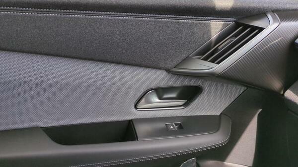 Vauxhall Grandland Ultimate Grey #17