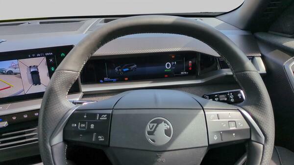 Vauxhall Grandland Ultimate Grey #19