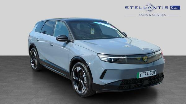 Vauxhall Grandland 73Kwh Ultimate Suv 213 Ps
