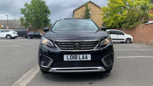 Peugeot 5008 White #8