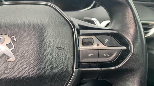 Peugeot 5008 White #23