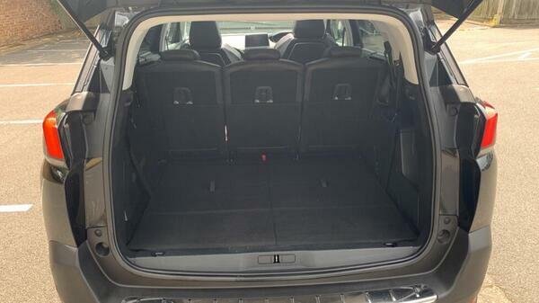 Peugeot 5008 White #18