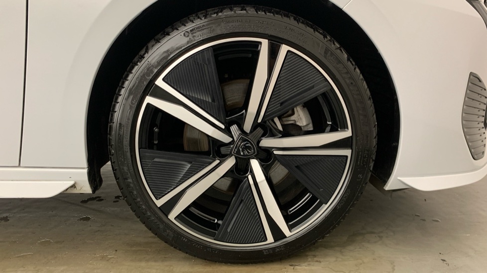 Peugeot 308 1.2 Hybrid 145 Gt E-dsc6 Grey #24