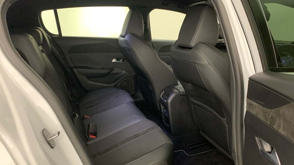 Peugeot 308 1.2 Hybrid 145 Gt E-dsc6 Grey #62