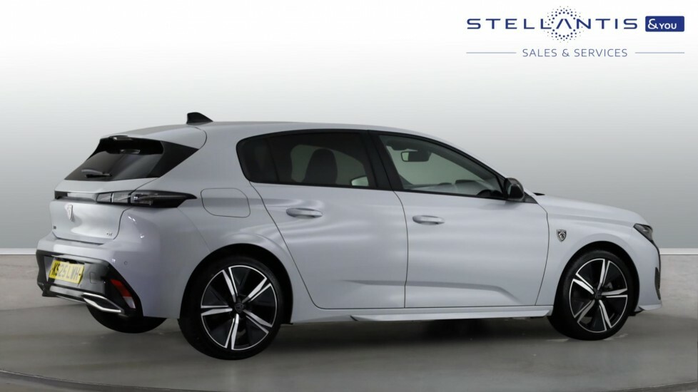 Peugeot 308 1.2 Hybrid 145 Gt E-dsc6 Grey #12