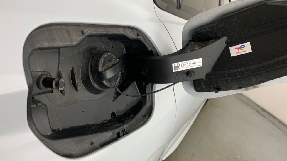 Peugeot 308 1.2 Hybrid 145 Gt E-dsc6 Grey #31